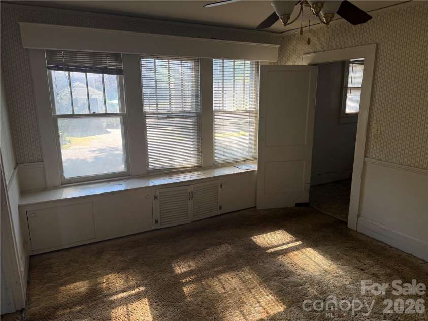 718 E Franklin Street, Monroe, NC 28112.  MLS# CAR4429571, YatesRealty ID 53613. 