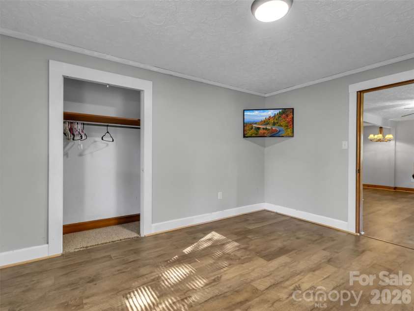 408 Sunny Drive, Waynesville, NC 28786.  MLS# CAR4429563, YatesRealty ID 53614. 