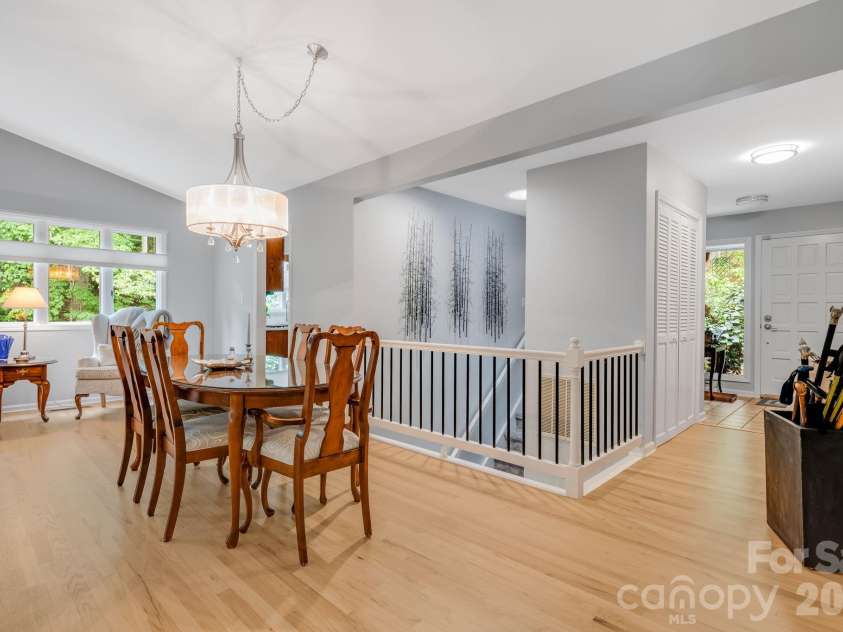 1702 Timber Trail, Asheville, NC 28804.  MLS# CAR4423748, YatesRealty ID 53617. 