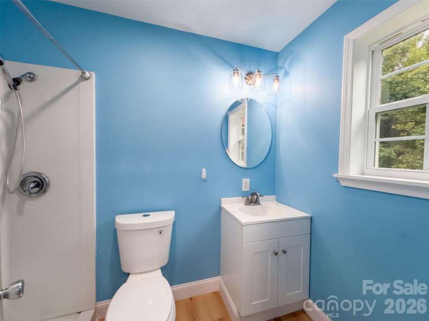 117 Sundance Circle, Statesville, NC 28625.  MLS# CAR4429597, YatesRealty ID 53618. 