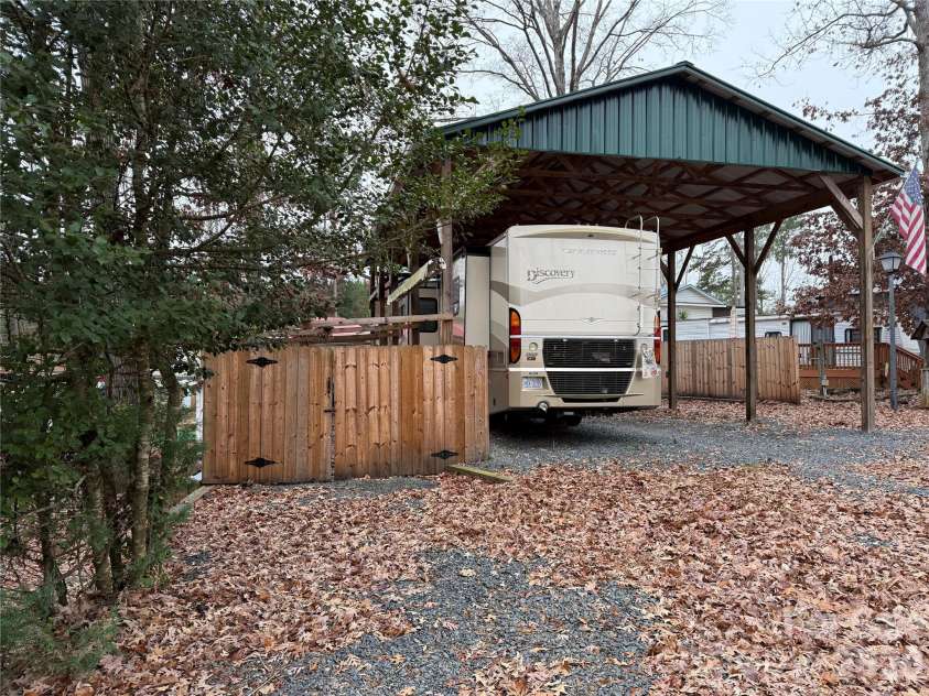116 Muskhogean Way, Mount Gilead, NC 27306.  MLS# CAR4328342, YatesRealty ID 5362. 