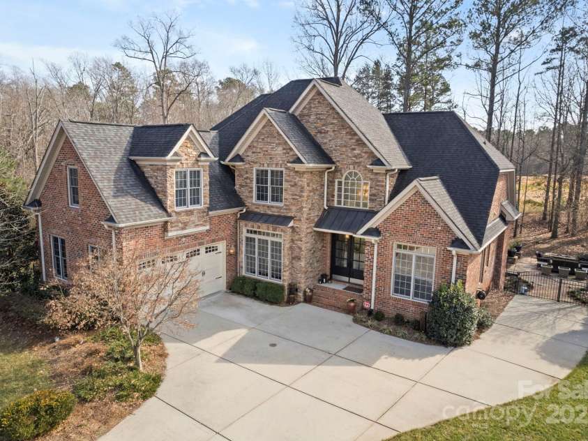 2012 Tomshire Drive, Gastonia, NC 28056.  MLS# CAR4131754, YatesRealty ID 5362. 