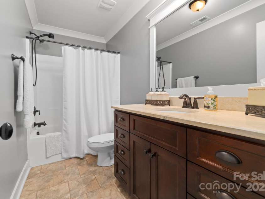 2012 Tomshire Drive, Gastonia, NC 28056.  MLS# CAR4131754, YatesRealty ID 5362. 