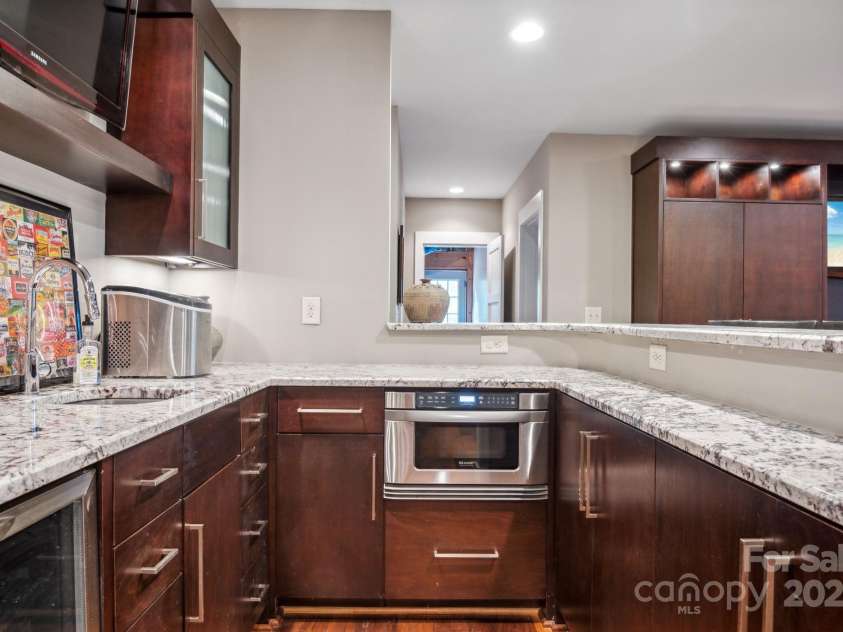 2012 Tomshire Drive, Gastonia, NC 28056.  MLS# CAR4131754, YatesRealty ID 5362. 