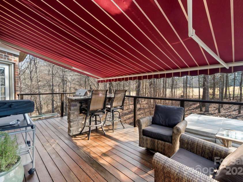2012 Tomshire Drive, Gastonia, NC 28056.  MLS# CAR4131754, YatesRealty ID 5362. 