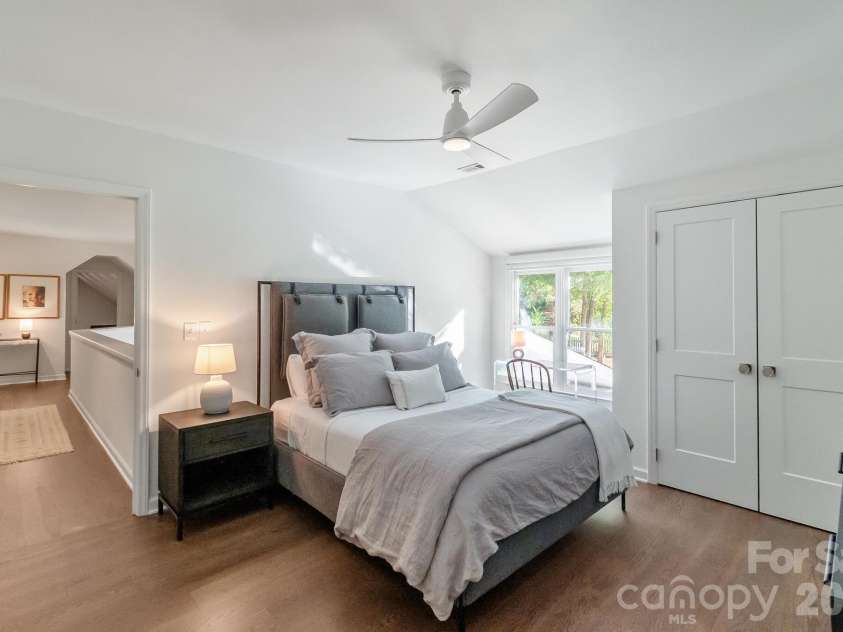 211 Pat Stough Lane, Davidson, NC 28036.  MLS# CAR4429615, YatesRealty ID 53623. 