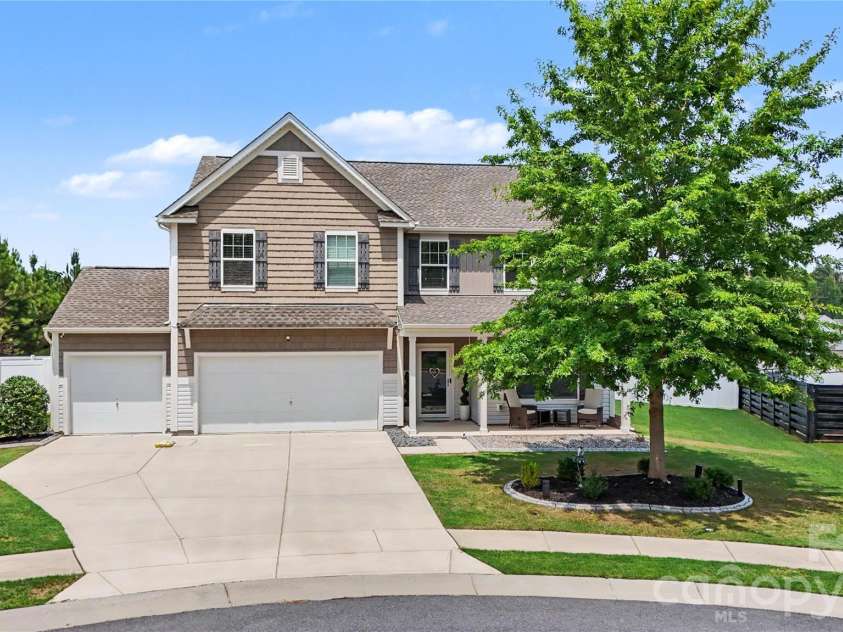 2834 Kinloch Court, Clover, SC 29710.  MLS# CAR4410504, YatesRealty ID 53625. Front of Home 2