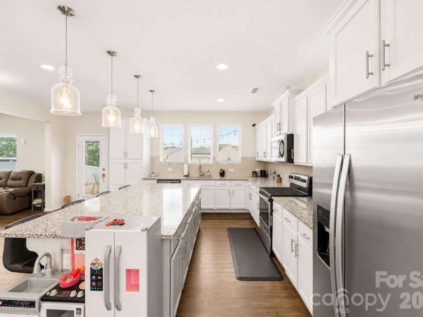 2834 Kinloch Court, Clover, SC 29710.  MLS# CAR4410504, YatesRealty ID 53625. Kitchen