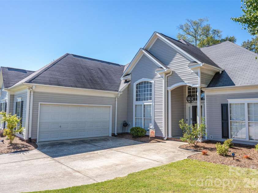 3109 Yates Mill Drive, Concord, NC 28027.  MLS# CAR4425009, YatesRealty ID 53626. Side garage entry