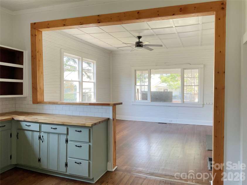 208 Ransom Street, Gastonia, NC 28052.  MLS# CAR4429633, YatesRealty ID 53629. 
