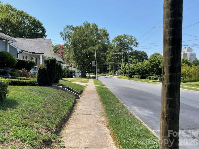 208 Ransom Street, Gastonia, NC 28052.  MLS# CAR4429633, YatesRealty ID 53629. 