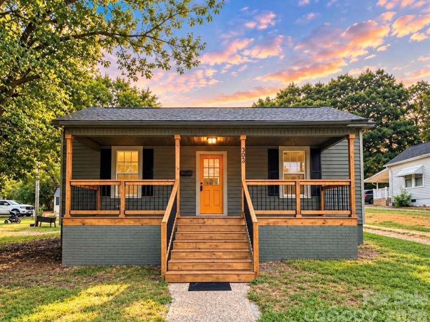 303 Rose Avenue, Kannapolis, NC 28083.  MLS# CAR4429536, YatesRealty ID 53631. 