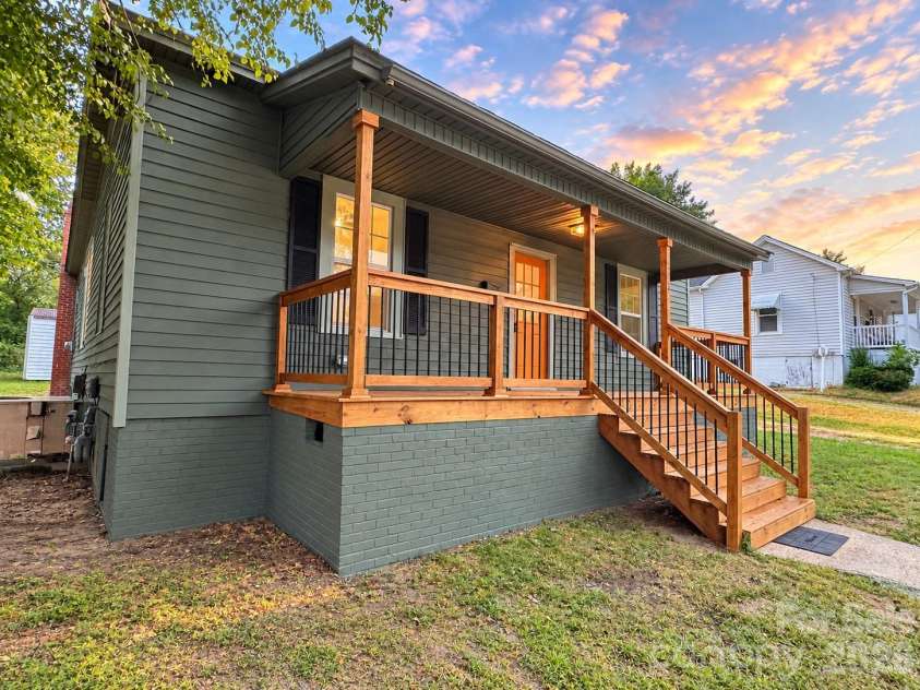 303 Rose Avenue, Kannapolis, NC 28083.  MLS# CAR4429536, YatesRealty ID 53631. 