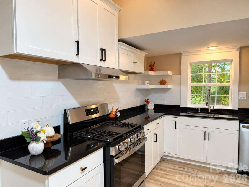 303 Rose Avenue, Kannapolis, NC 28083.  MLS# CAR4429536, YatesRealty ID 53631. 