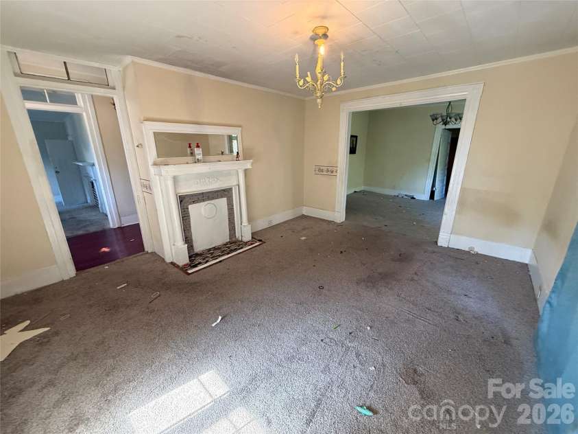 261 Iredell Avenue, Mooresville, NC 28115.  MLS# CAR4429457, YatesRealty ID 53637. 