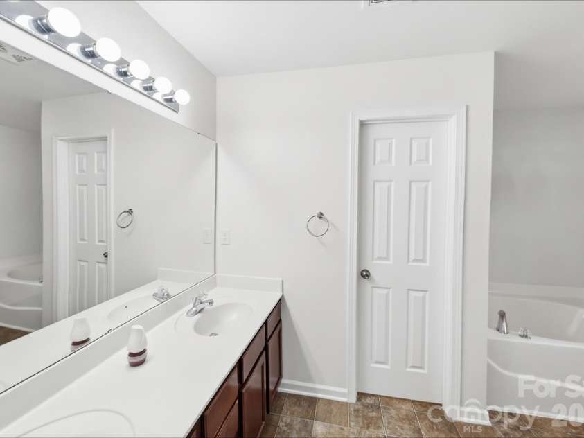 3041 Kilbeggan Drive, Clover, SC 29710.  MLS# CAR4429659, YatesRealty ID 53639. 