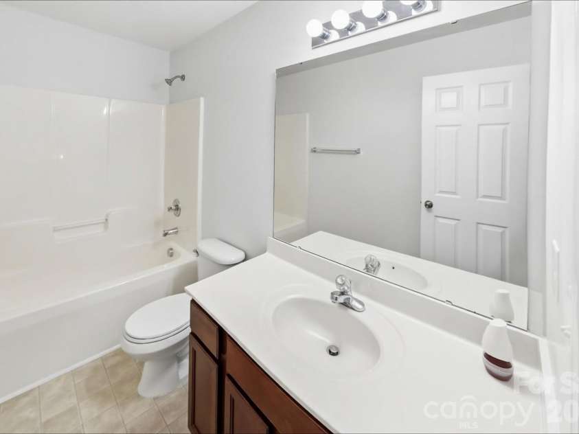 3041 Kilbeggan Drive, Clover, SC 29710.  MLS# CAR4429659, YatesRealty ID 53639. 