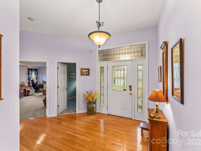 24 Loridon Drive, Weaverville, NC 28787.  MLS# CAR4186749, YatesRealty ID 5364. 