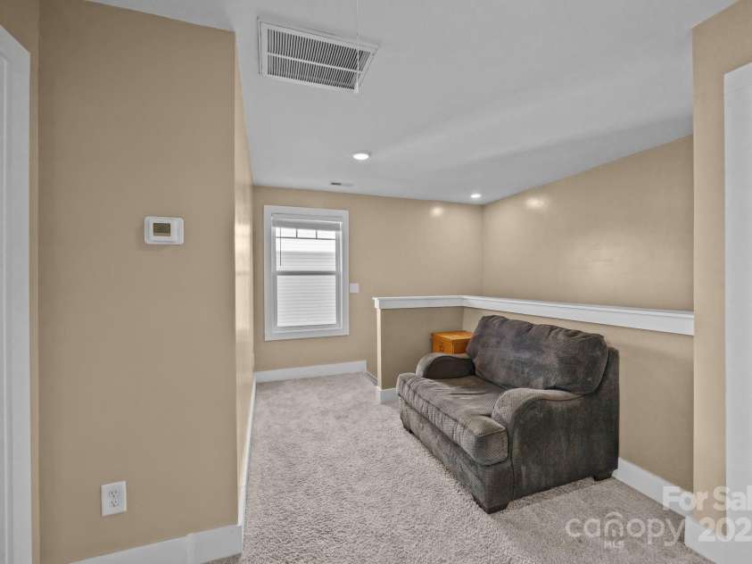 701 3rd Street, Conover, NC 28613.  MLS# CAR4332348, YatesRealty ID 5364. Upper Floor Landing