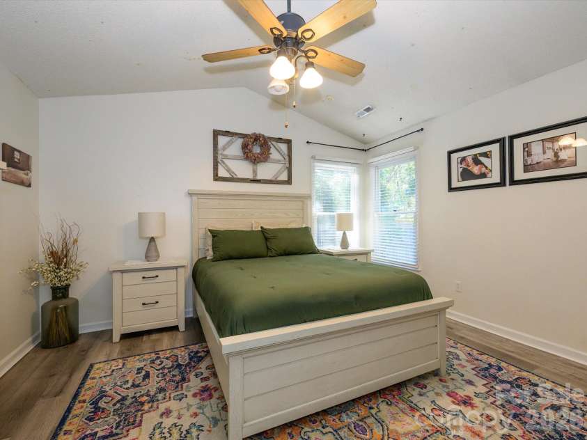 11127 Atrium Way, Matthews, NC 28105.  MLS# CAR4429454, YatesRealty ID 53644. 