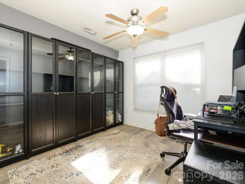 11127 Atrium Way, Matthews, NC 28105.  MLS# CAR4429454, YatesRealty ID 53644. 