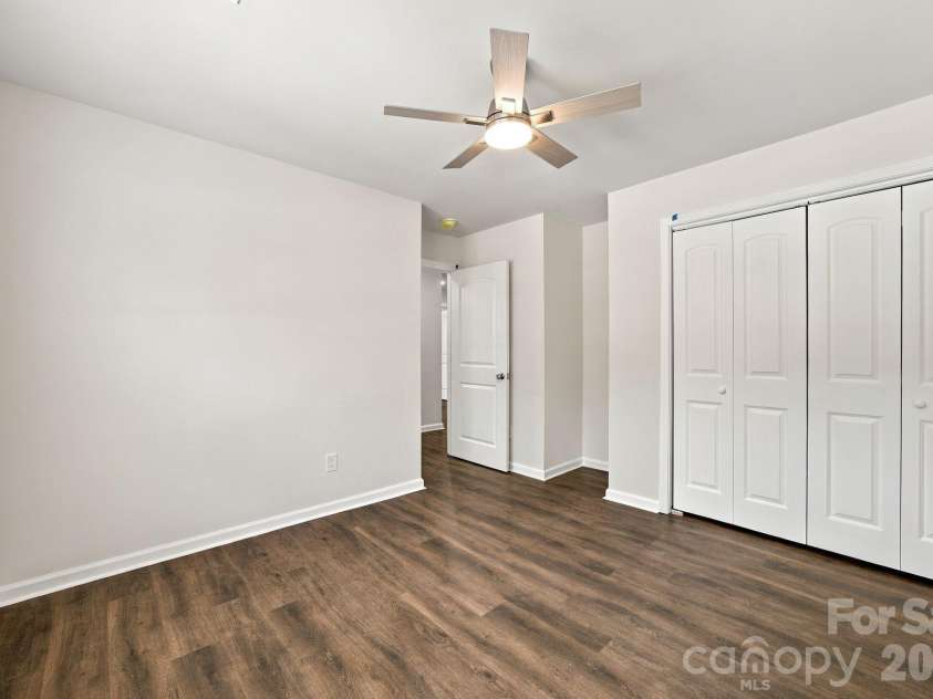 122 McCarver Road, Gastonia, NC 28056.  MLS# CAR4429631, YatesRealty ID 53646. 
