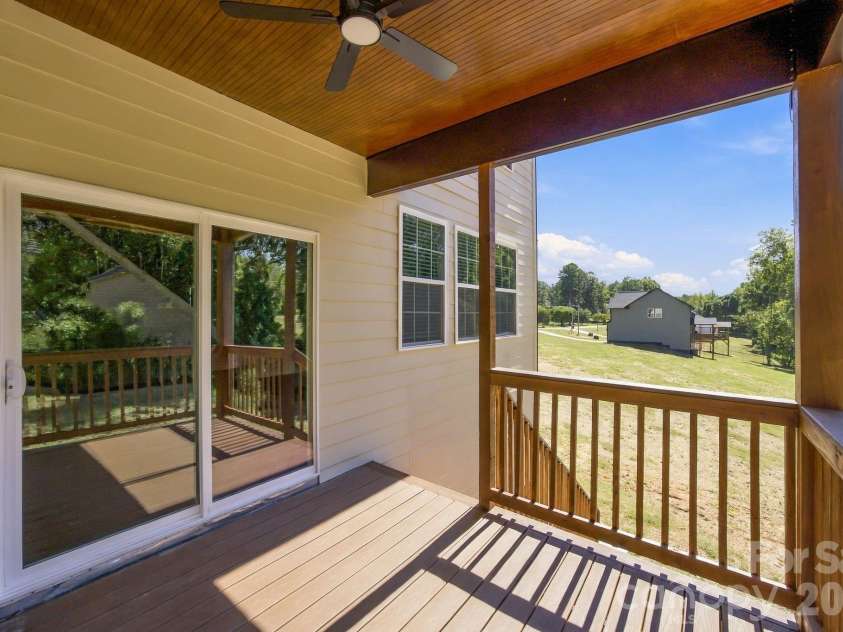 122 McCarver Road, Gastonia, NC 28056.  MLS# CAR4429631, YatesRealty ID 53646. 