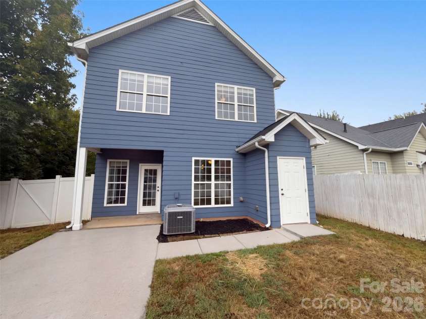 3926 Wilgrove Way Drive, Charlotte, NC 28213.  MLS# CAR4429675, YatesRealty ID 53648. 
