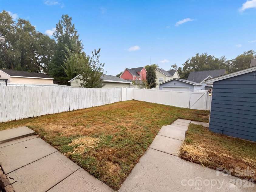 3926 Wilgrove Way Drive, Charlotte, NC 28213.  MLS# CAR4429675, YatesRealty ID 53648. 
