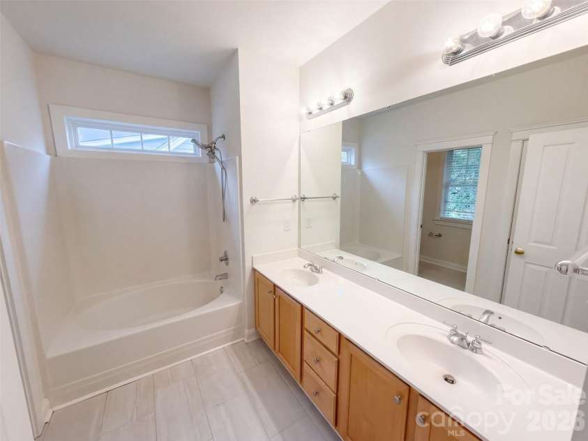 3926 Wilgrove Way Drive, Charlotte, NC 28213.  MLS# CAR4429675, YatesRealty ID 53648. 