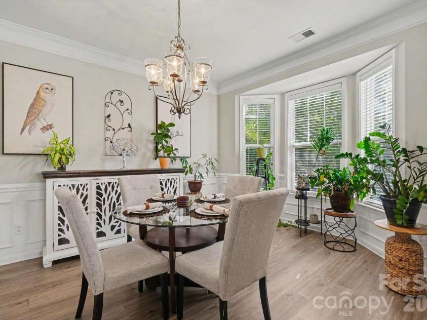 2540 Oakboro Lane, Charlotte, NC 28214.  MLS# CAR4428581, YatesRealty ID 53649. 