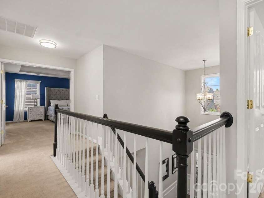 2540 Oakboro Lane, Charlotte, NC 28214.  MLS# CAR4428581, YatesRealty ID 53649. 