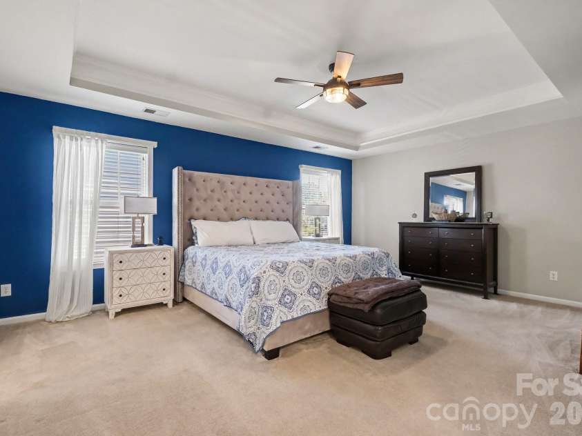 2540 Oakboro Lane, Charlotte, NC 28214.  MLS# CAR4428581, YatesRealty ID 53649. 