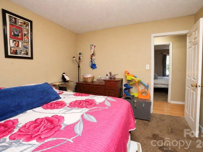 712 Edgehill Drive, Monroe, NC 28110.  MLS# CAR4429680, YatesRealty ID 53650. 