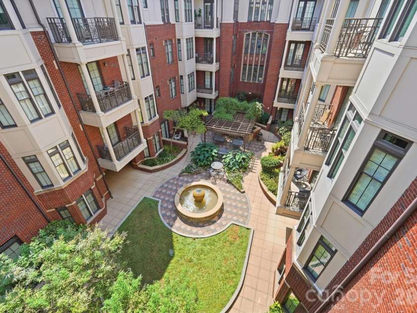 2810 Selwyn Avenue, Charlotte, NC 28209.  MLS# CAR4429543, YatesRealty ID 53652. Balcony Overlooking Courtyard