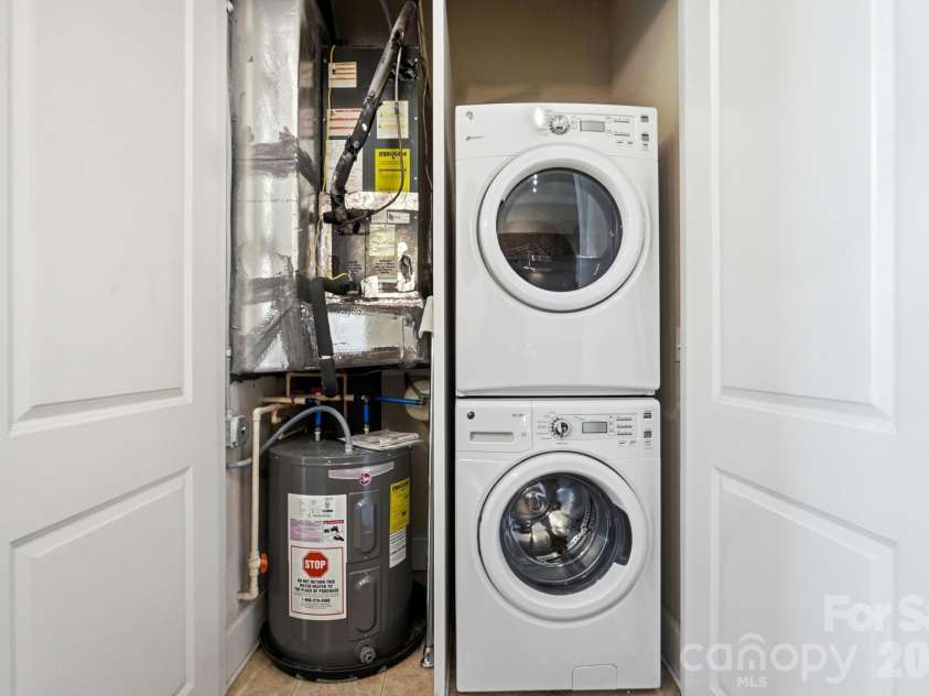 2810 Selwyn Avenue, Charlotte, NC 28209.  MLS# CAR4429543, YatesRealty ID 53652. Laundry Closet