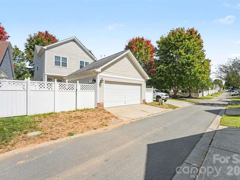 16526 Spruell Street, Huntersville, NC 28078.  MLS# CAR4426564, YatesRealty ID 53655. 