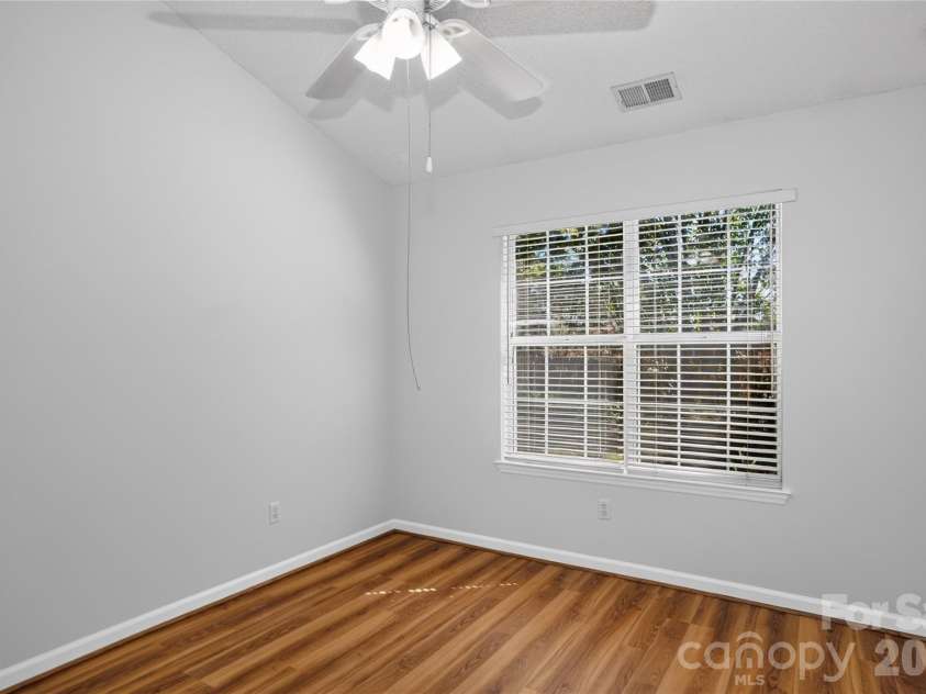 11108 White Stag Drive, Charlotte, NC 28269.  MLS# CAR4428946, YatesRealty ID 53659. 