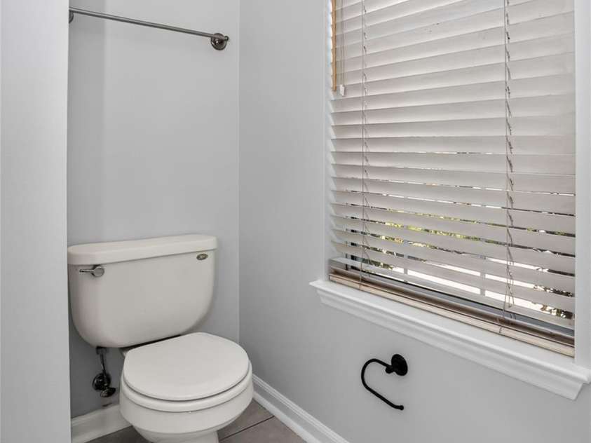 11108 White Stag Drive, Charlotte, NC 28269.  MLS# CAR4428946, YatesRealty ID 53659. 