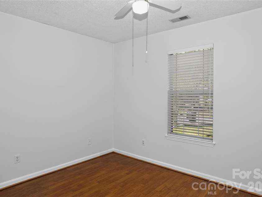 11108 White Stag Drive, Charlotte, NC 28269.  MLS# CAR4428946, YatesRealty ID 53659. 