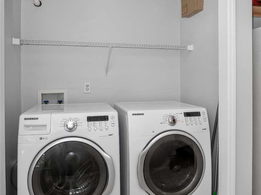 11108 White Stag Drive, Charlotte, NC 28269.  MLS# CAR4428946, YatesRealty ID 53659. 
