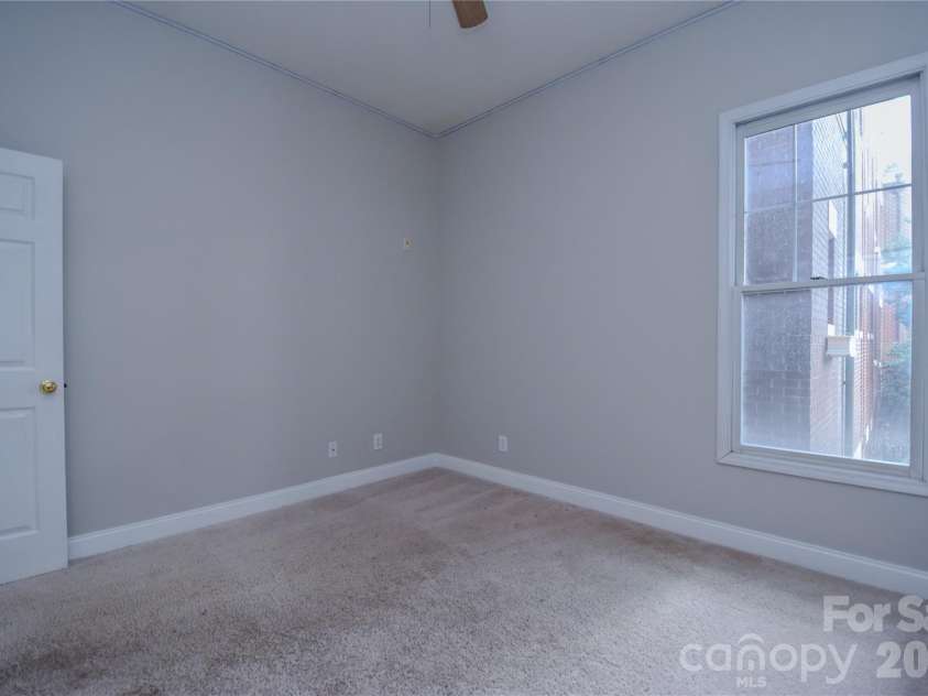 727 Garden District Drive, Charlotte, NC 28202.  MLS# CAR4428737, YatesRealty ID 53665. 2nd Bedroom