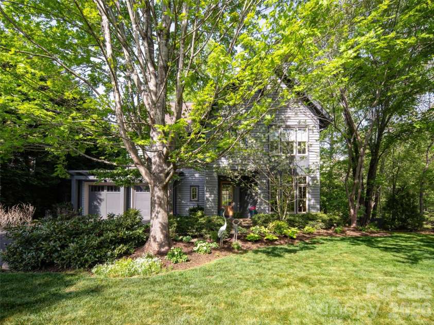 1002 Coves Pheasant Court, Biltmore Lake, NC 28715.  MLS# CAR4351772, YatesRealty ID 5367. 