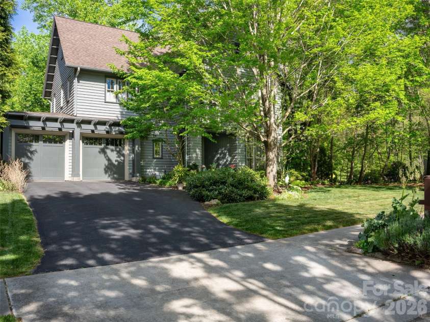 1002 Coves Pheasant Court, Biltmore Lake, NC 28715.  MLS# CAR4351772, YatesRealty ID 5367. 
