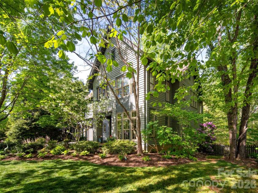 1002 Coves Pheasant Court, Biltmore Lake, NC 28715.  MLS# CAR4351772, YatesRealty ID 5367. 
