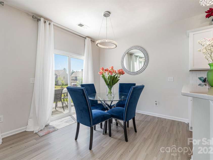 205 Falls Cove Drive, Troutman, NC 28166.  MLS# CAR4270095, YatesRealty ID 5367. 