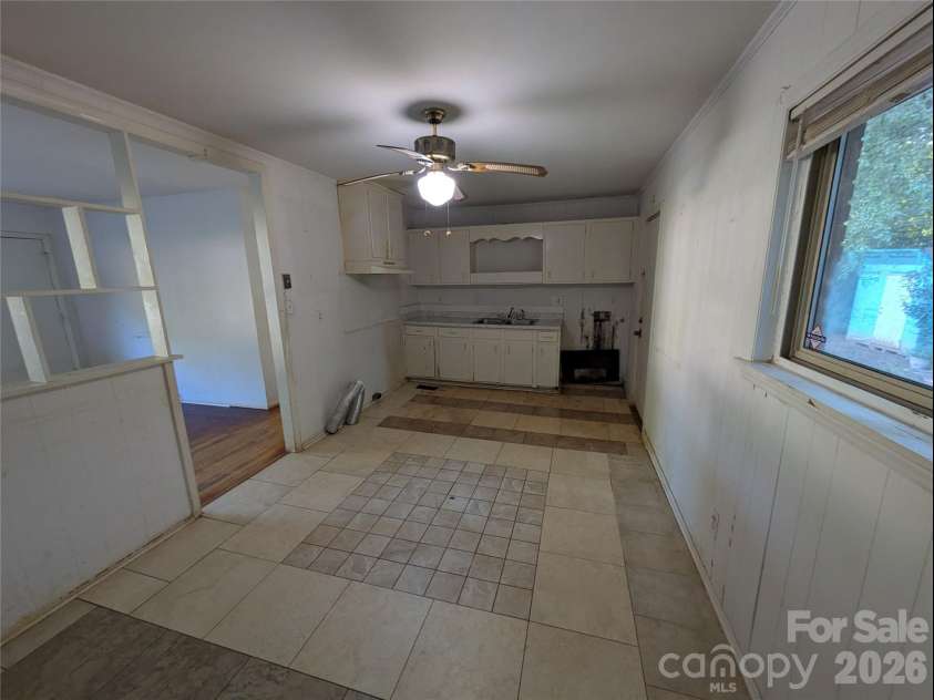 9226 Feldbank Drive, Charlotte, NC 28216.  MLS# CAR4427643, YatesRealty ID 53670. 