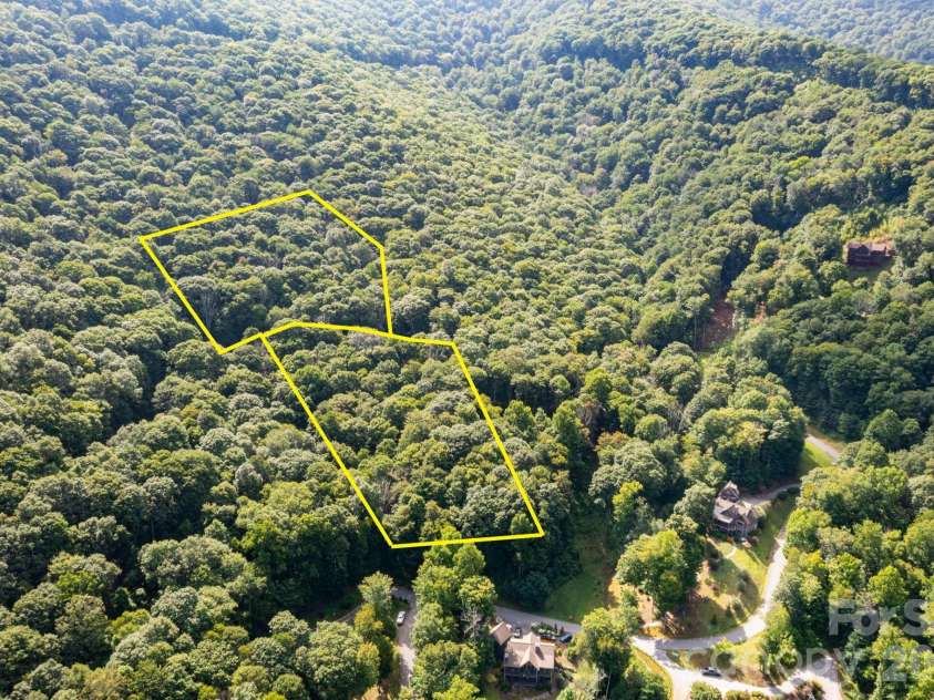 30 Finlaystone Trace, Waynesville, NC 28786.  MLS# CAR4425626, YatesRealty ID 53671. Lots 30 and 25.