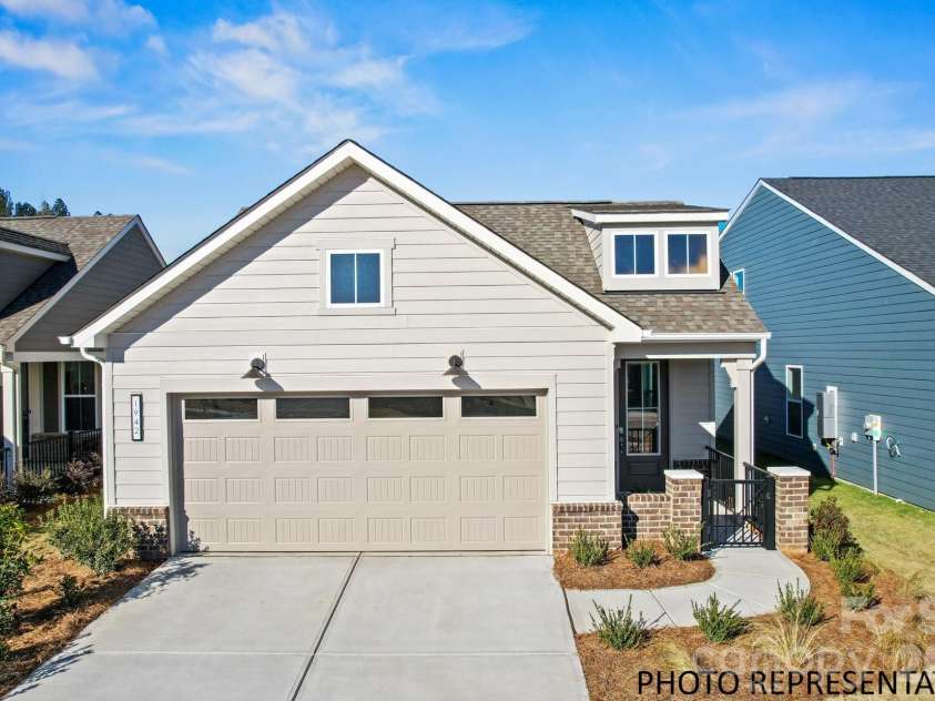 2010 Belmont View Drive, Belmont, NC 28012.  MLS# CAR4429656, YatesRealty ID 53674. HALLMARK FLOOR PLAN