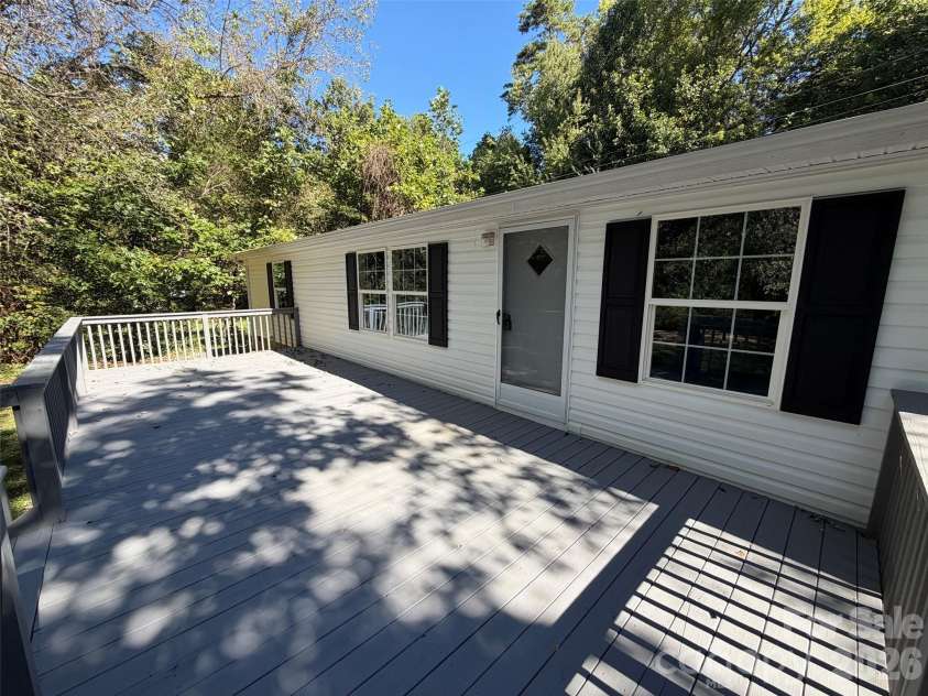 1034 Hidden View Loop, Marion, NC 28752.  MLS# CAR4429503, YatesRealty ID 53677. 